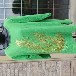 Bob Mackie Top M Kelly Green Embroidered Womens 3/4 Sleeve Cotton Tee